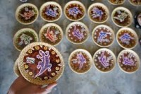 Jangan Suka Minta Oleh-oleh Pada Teman yang Bepergian