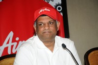 Kepala Eksekutif AirAsia Sampaikan Belasungkawa Melalui Twitter