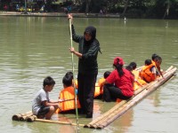15 Orang Hanyut Saat Menyeberang Dengan Perahu