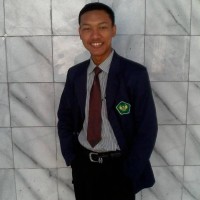 KAGET, Penjual Gorengan itu menjadi Presiden Mahasiswa UBH