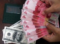 Rupiah melemah jadi Rp12.496 per dolar