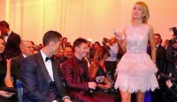 CR7 dan Messi Saling Lirik Karena Wanita Ini