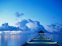 Mencintai mu bagaikan melihat birunya laut bertemu dengan langit