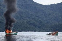 Surat Kaleng untuk Menteri Susi Terkait Tenggelamkan Kapal Pencuri Ikan