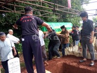 Anak dan Istri Tak Hadiri Pemakaman Zainal Abidin Domba