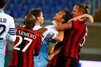 Aksi Brutal Pemain Ac Milan Menuai Kecaman